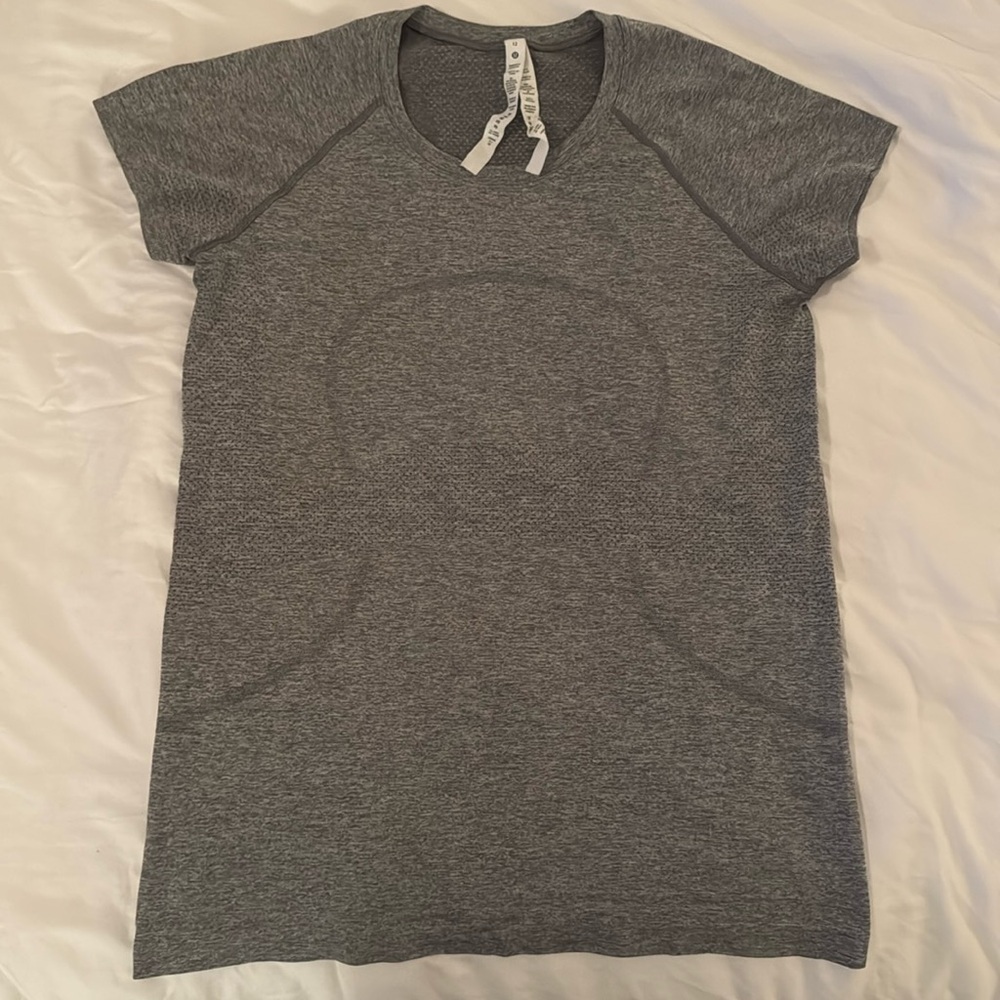 Lululemon Swiftly Tech Short-Sleeve Shirt  size 12